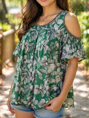 Max Studio Green White Floral Cold Shoulder Blouse Boho Flowy Top Summer Resort